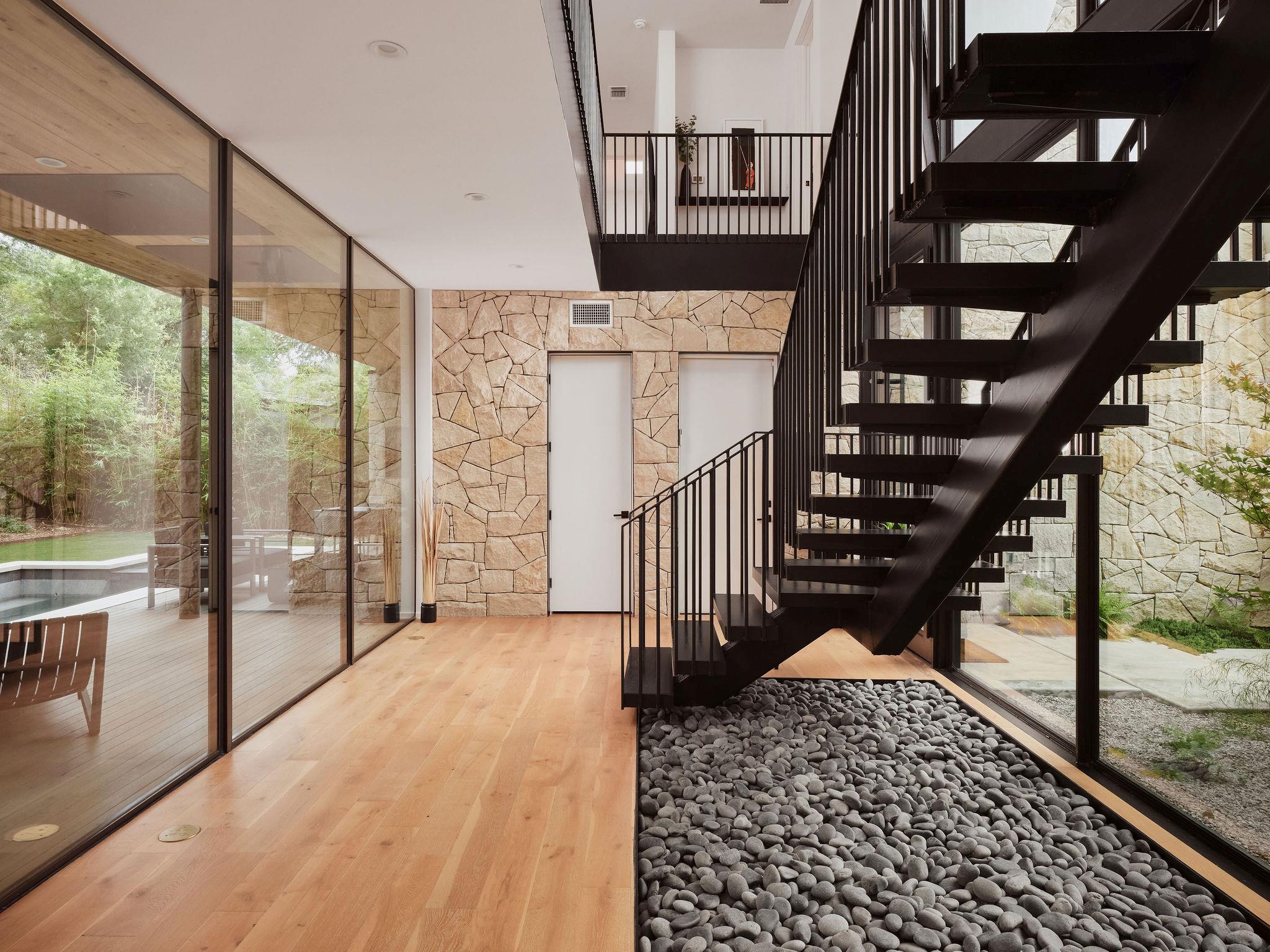 2108 Matterhorn Lane Austin TX 78704