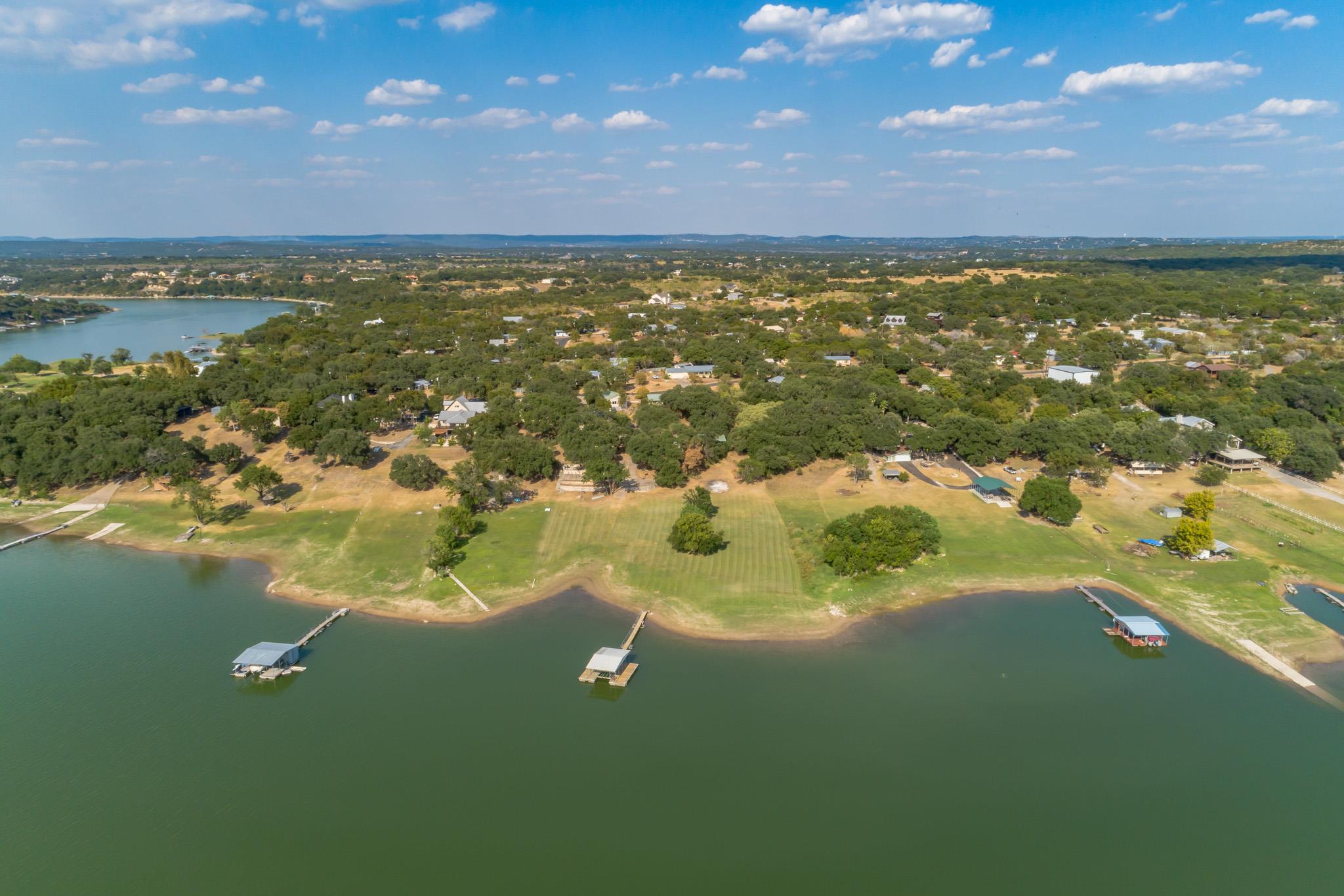 25201 & 25203 Lakeview Drive Spicewood TX 78669