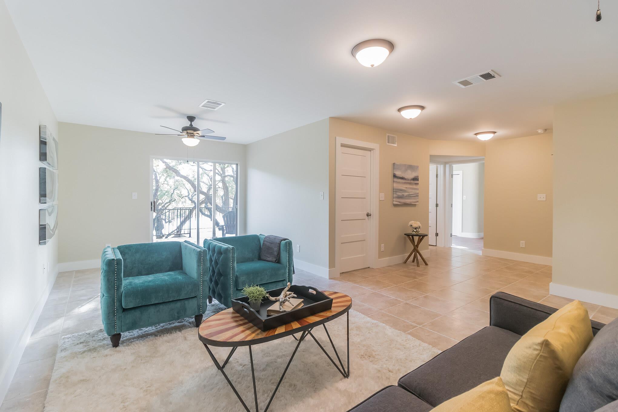 25201 & 25203 Lakeview Drive Spicewood TX 78669