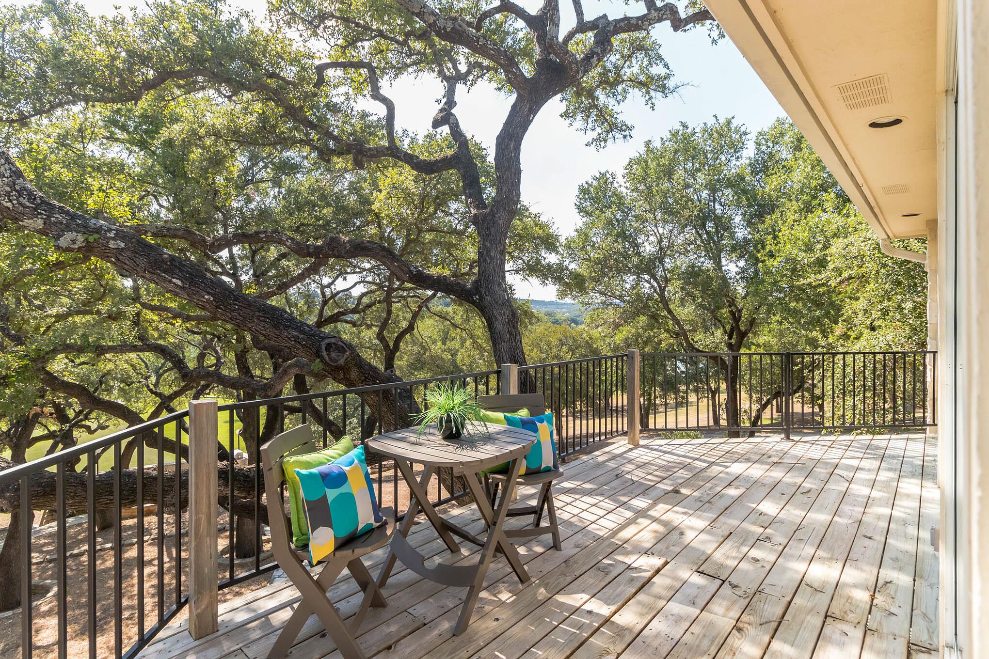 25201 & 25203 Lakeview Drive Spicewood TX 78669