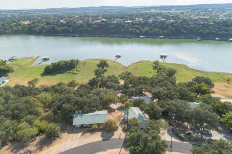 25201 & 25203 Lakeview Drive Spicewood TX 78669