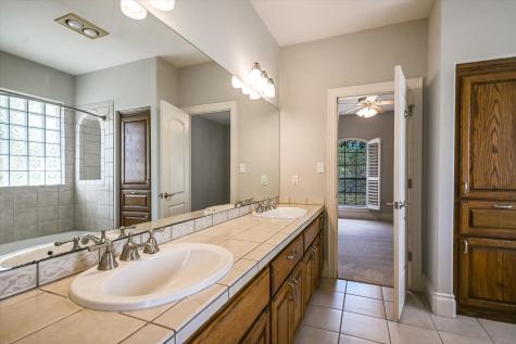 19620 Single Peak Cove Spicewood TX 78669