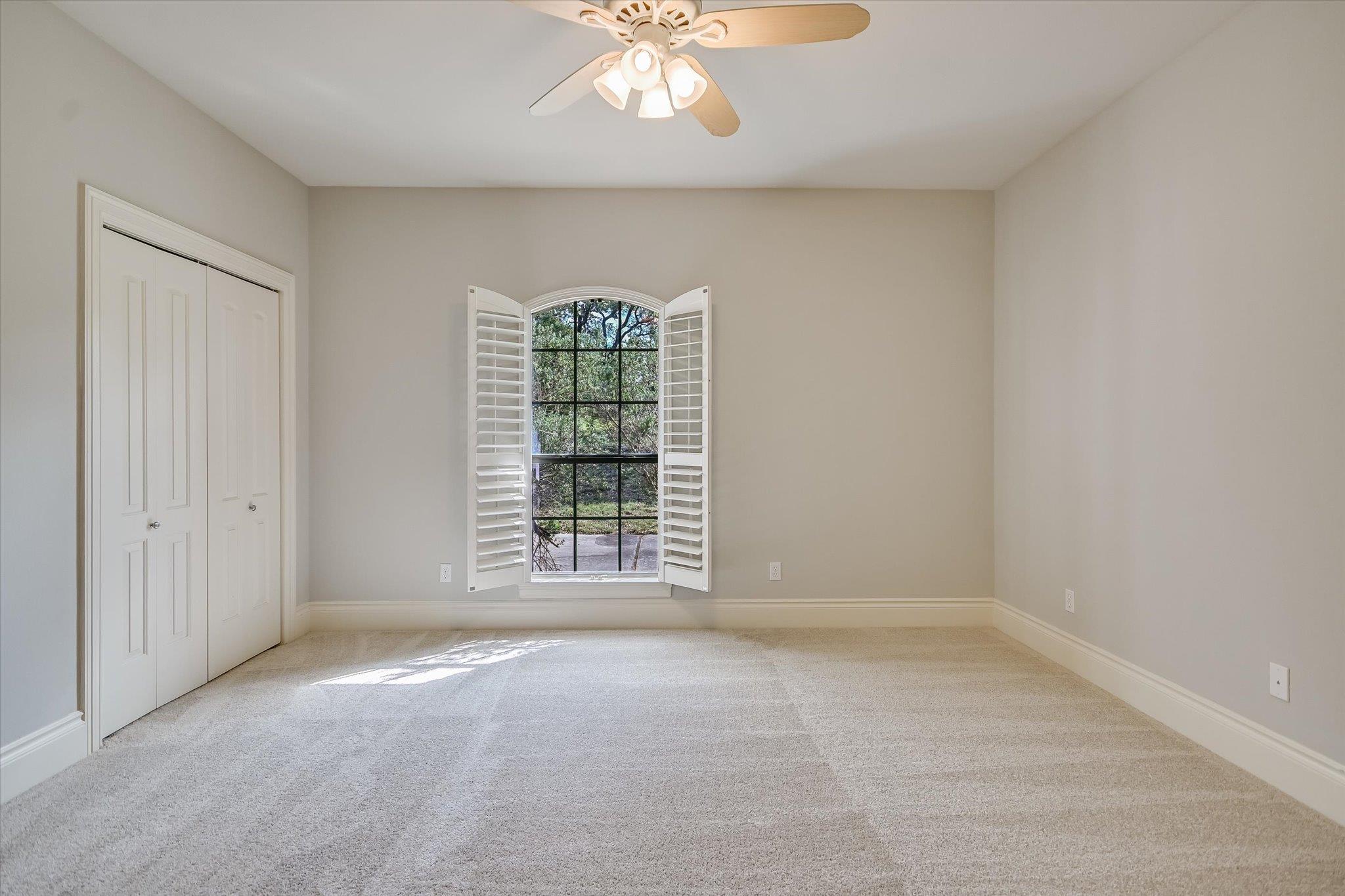 19620 Single Peak Cove Spicewood TX 78669
