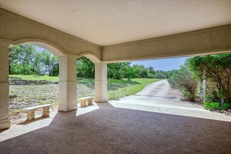 19620 Single Peak Cove Spicewood TX 78669