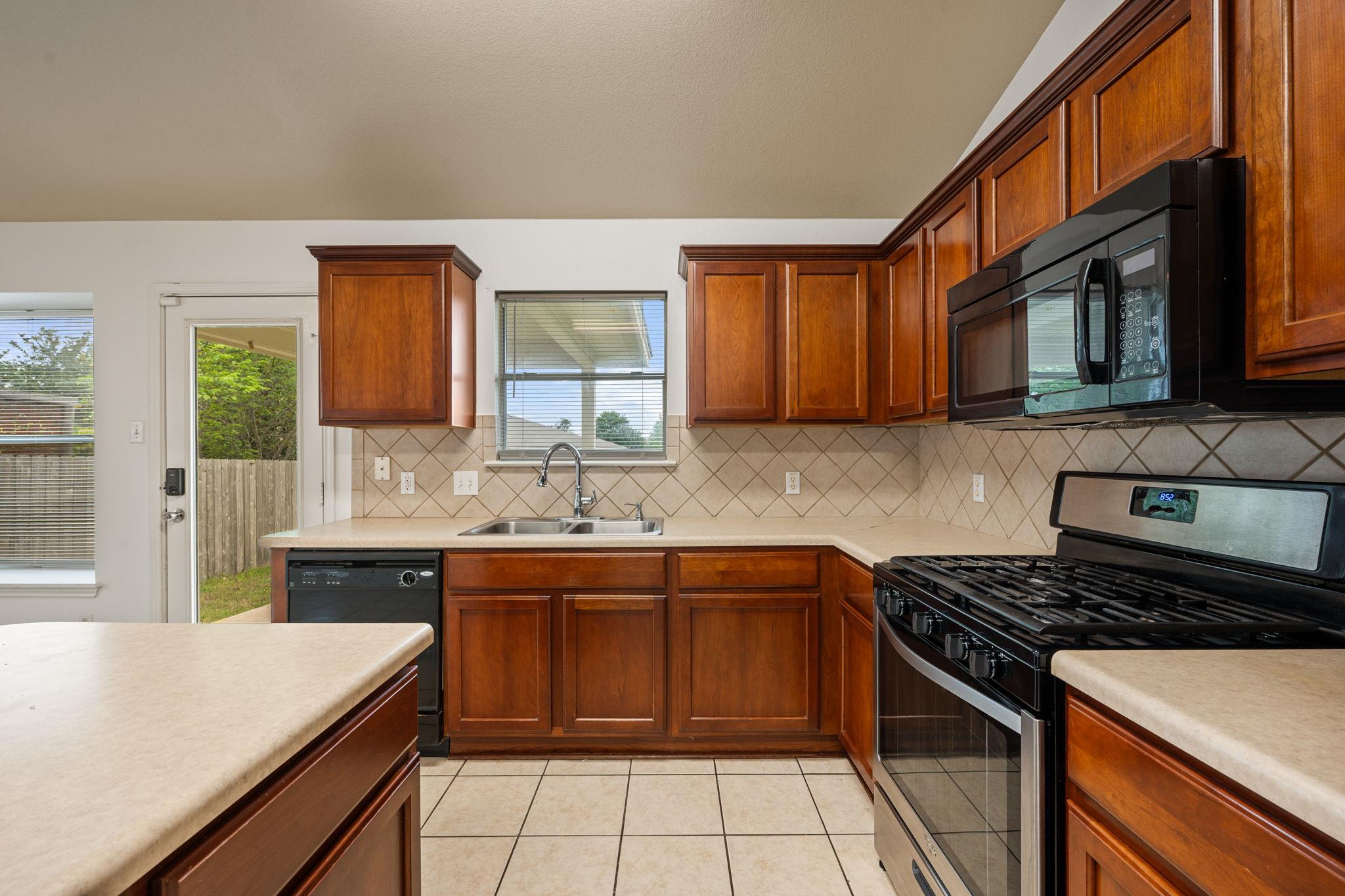 3232 Clinton Place Round Rock TX 78665