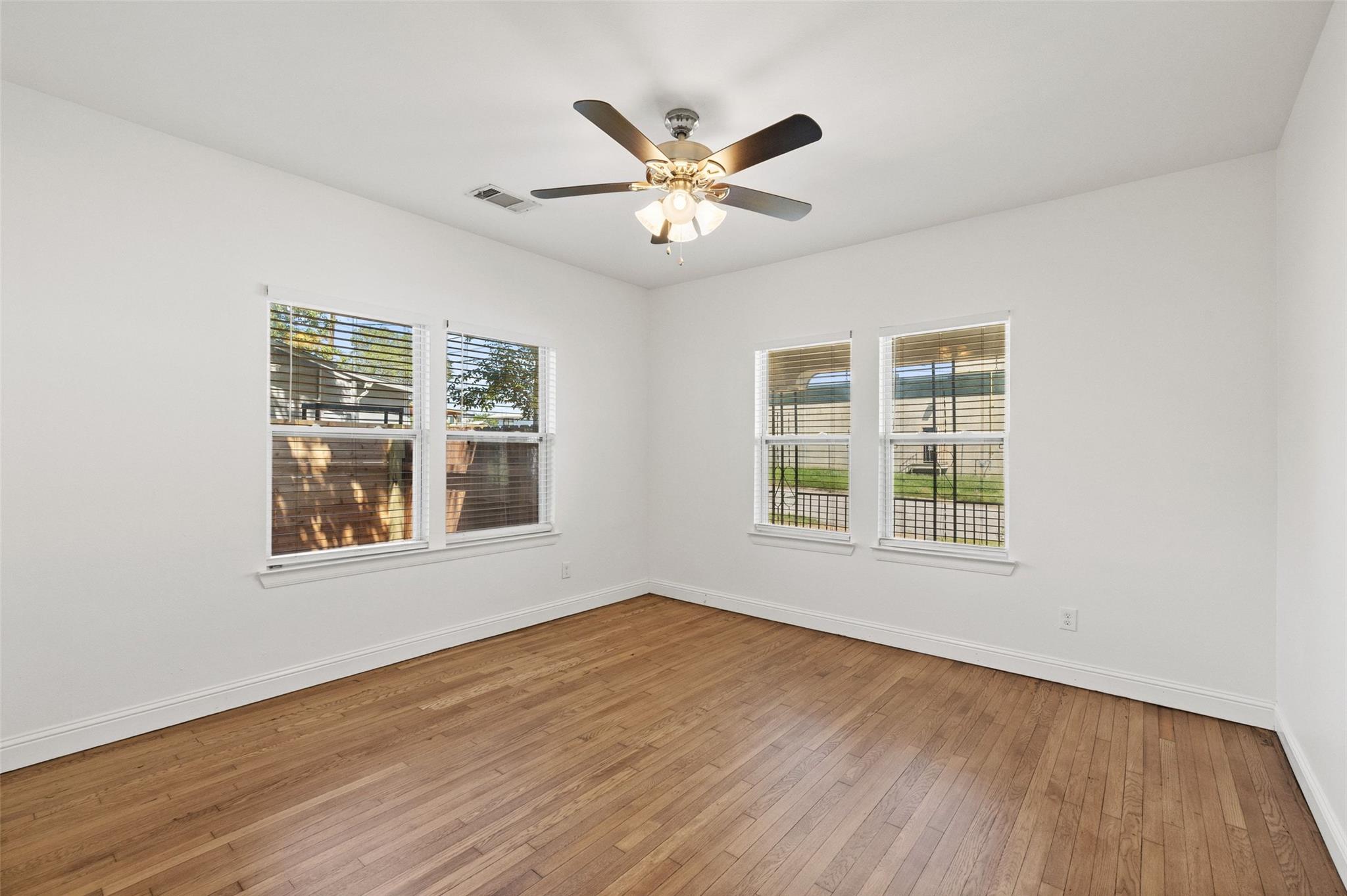 3203 E 18th Street Austin TX 78721
