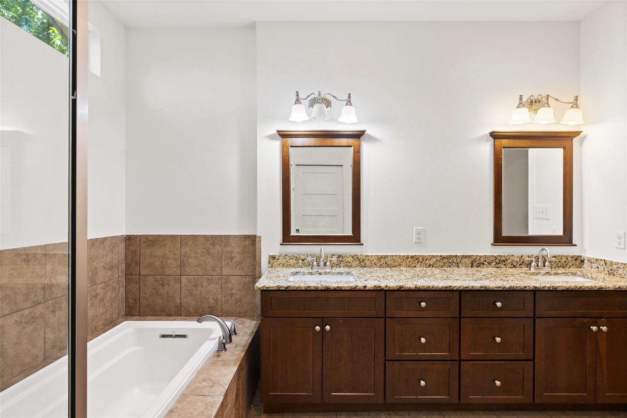 3203 E 18th Street Austin TX 78721