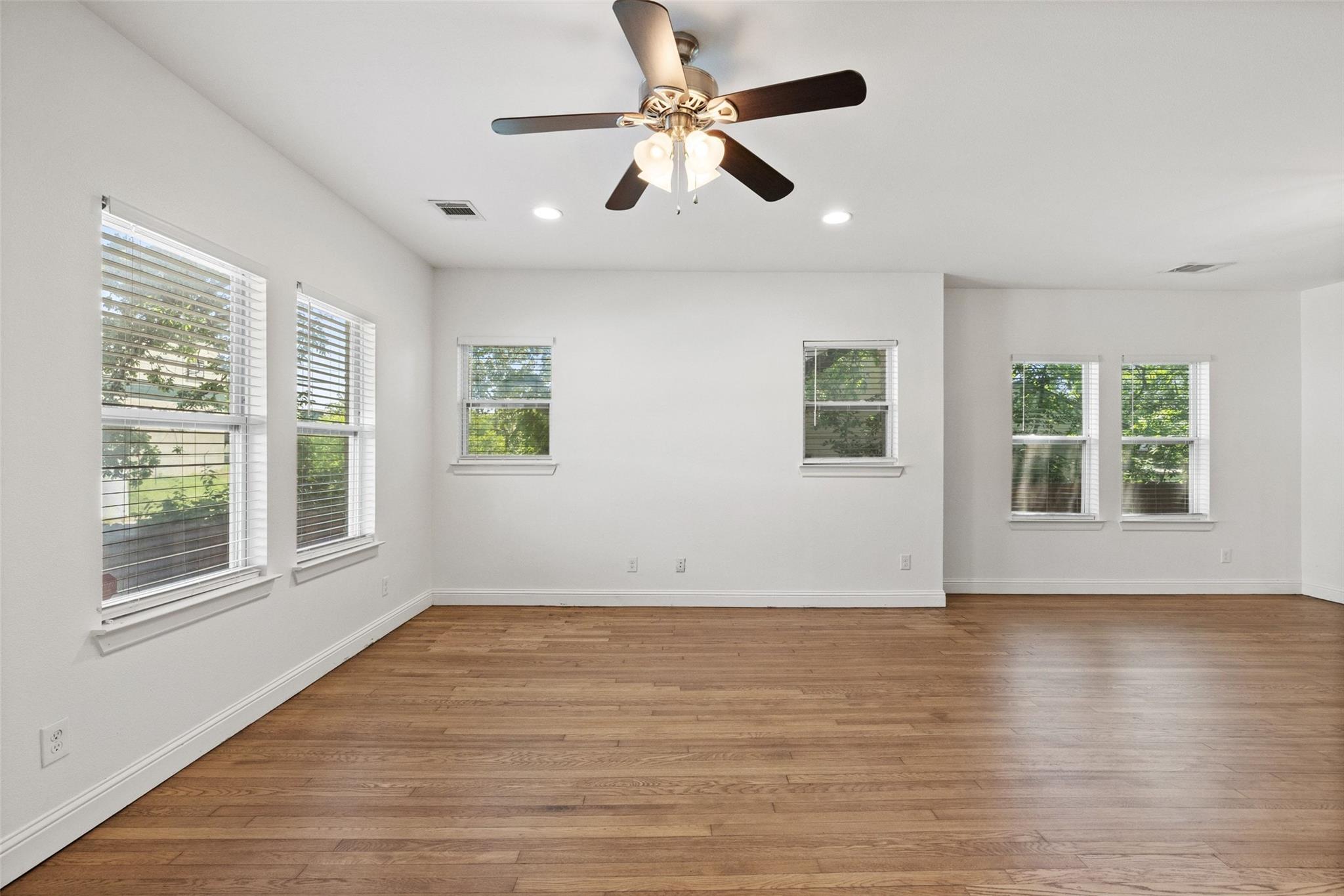 3203 E 18th Street Austin TX 78721