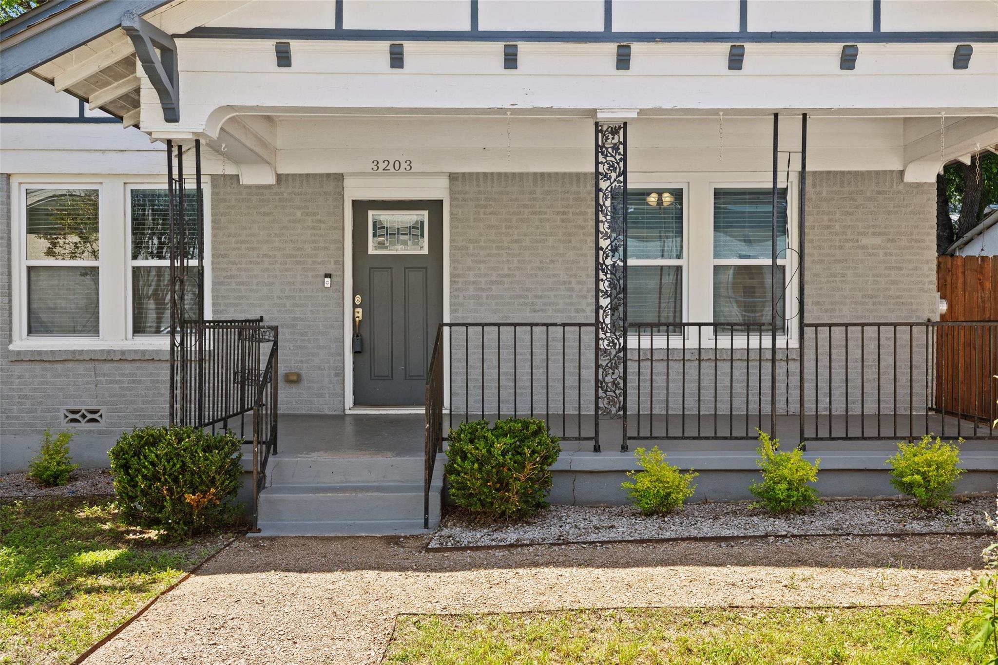 3203 E 18th Street Austin TX 78721