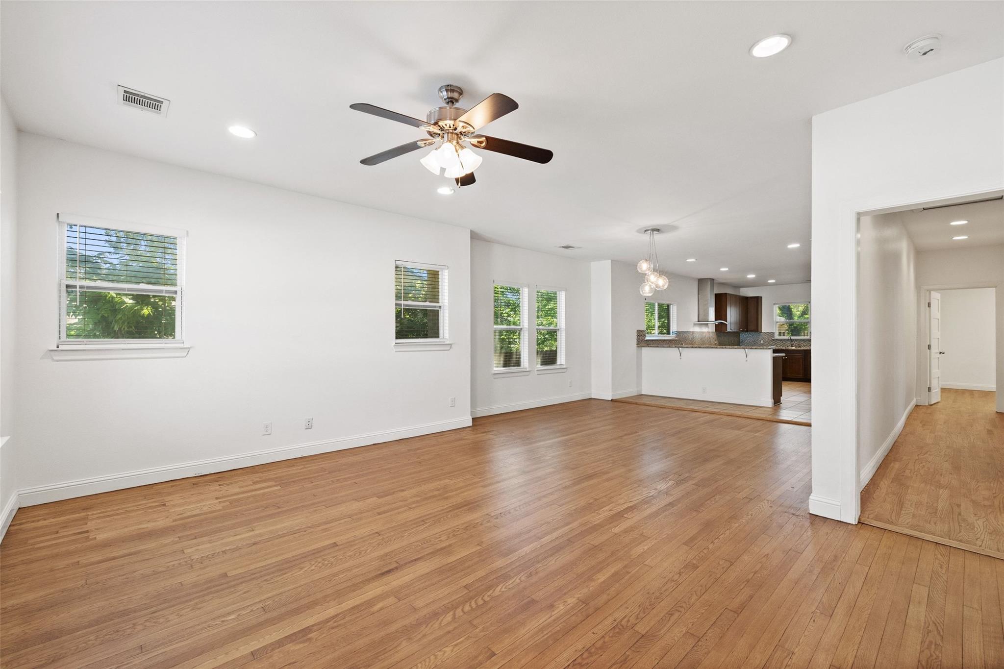 3203 E 18th Street Austin TX 78721