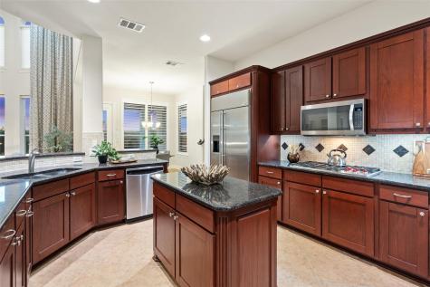 2906 Lakehurst Road Spicewood TX 78669