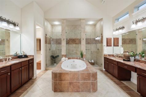 2906 Lakehurst Road Spicewood TX 78669