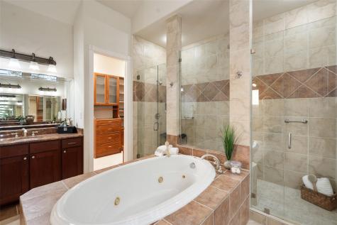 2906 Lakehurst Road Spicewood TX 78669