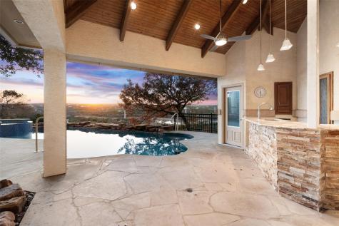 2906 Lakehurst Road Spicewood TX 78669