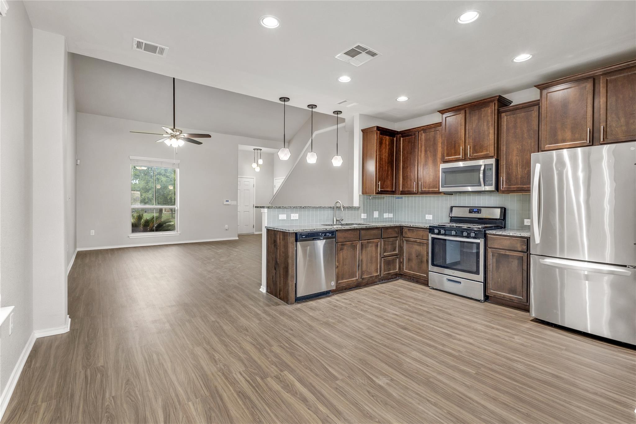 397 Limerick Road Buda TX 78610