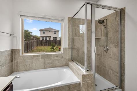 397 Limerick Road Buda TX 78610