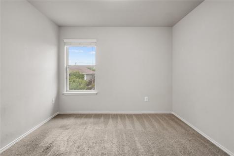 397 Limerick Road Buda TX 78610