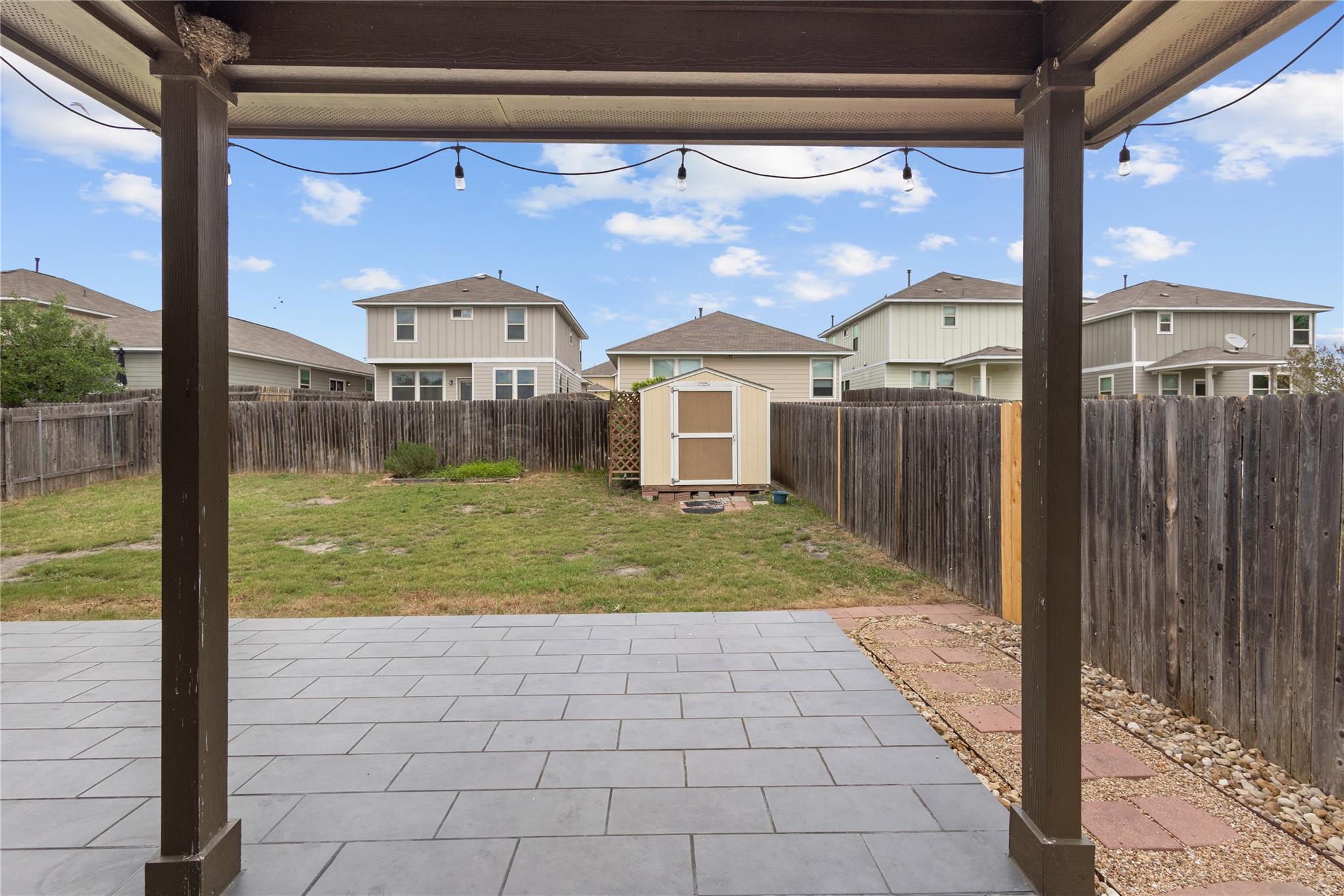 397 Limerick Road Buda TX 78610