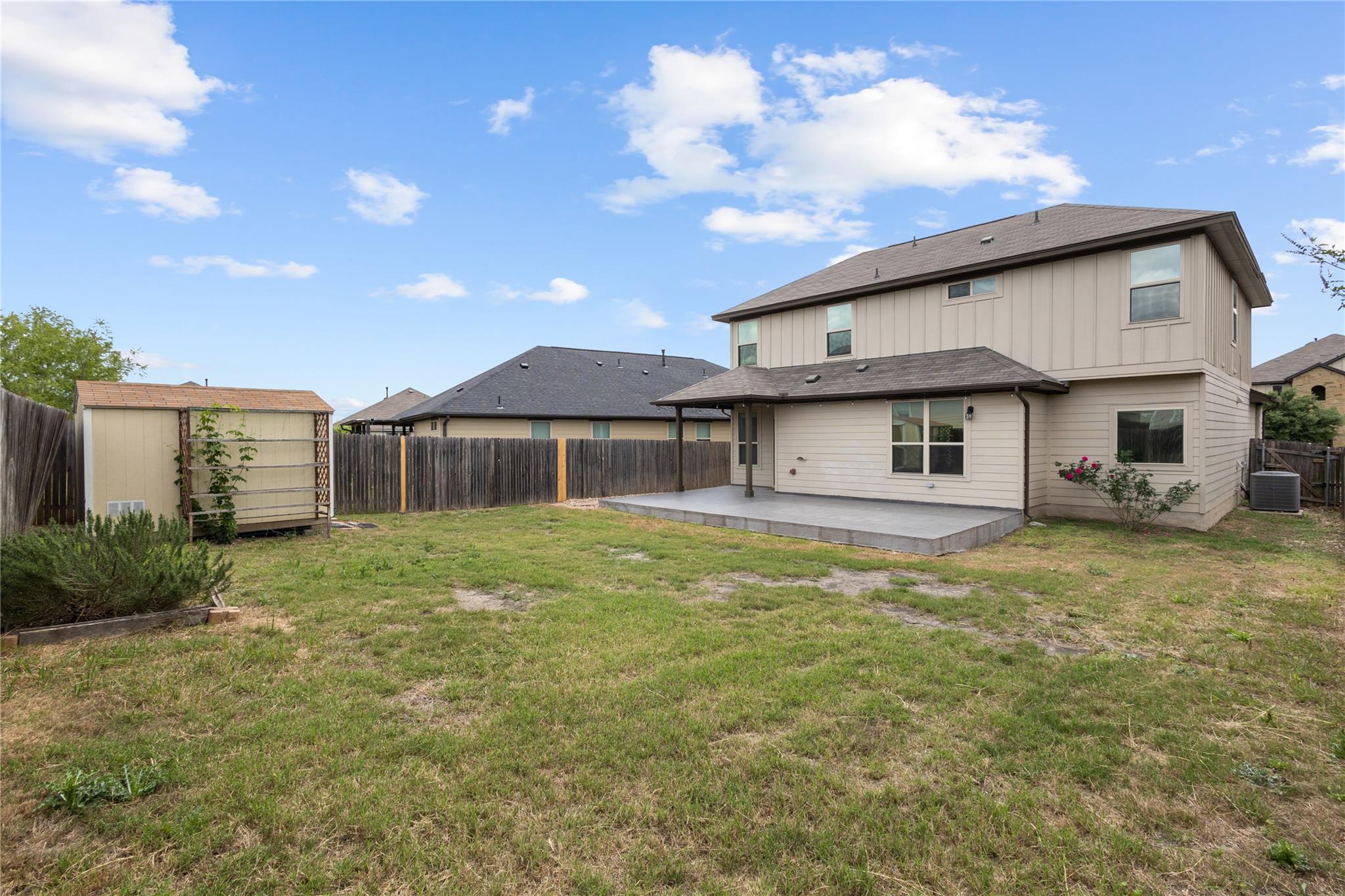397 Limerick Road Buda TX 78610