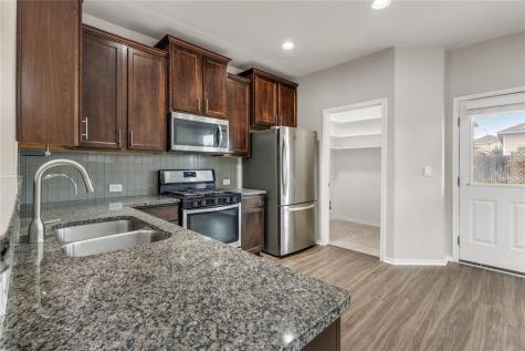 397 Limerick Road Buda TX 78610