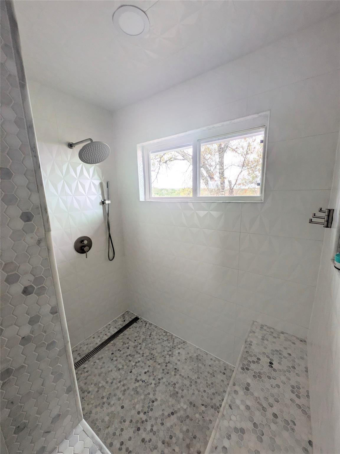 19110 Hornsby Lane Spicewood TX 78669
