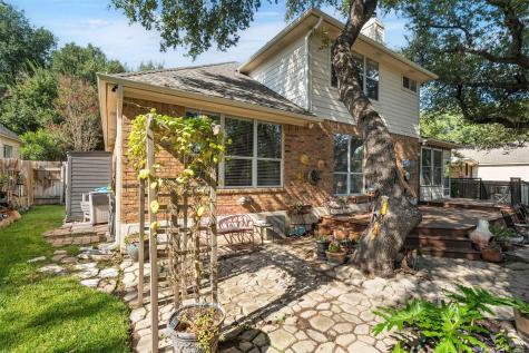 2021 Inverness Drive Round Rock TX 78681