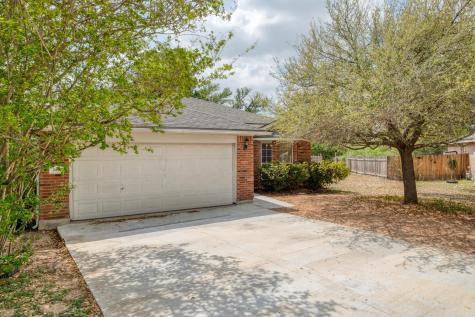 209 Antietam Drive Elgin TX 78621