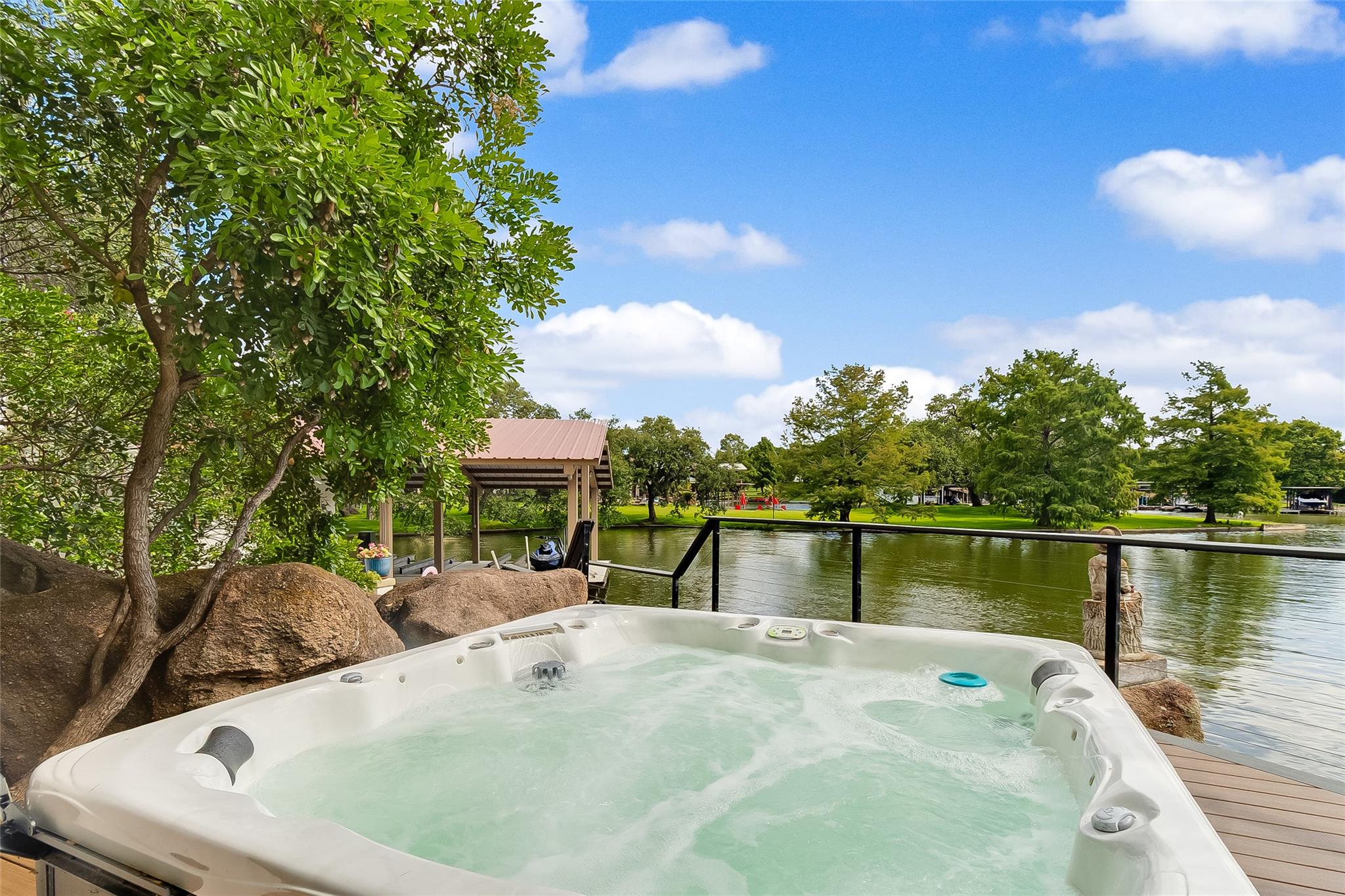 327 Elm Lodge Drive Kingsland TX 78639