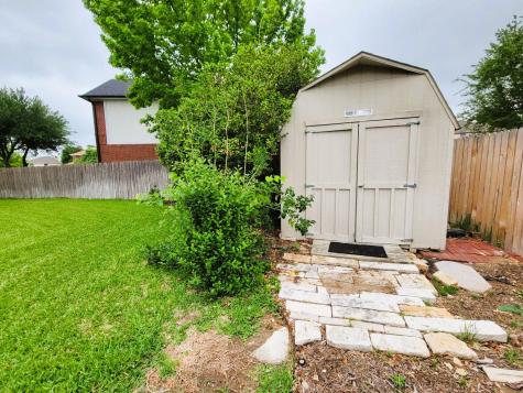 1105 Clemson Cove Pflugerville TX 78660