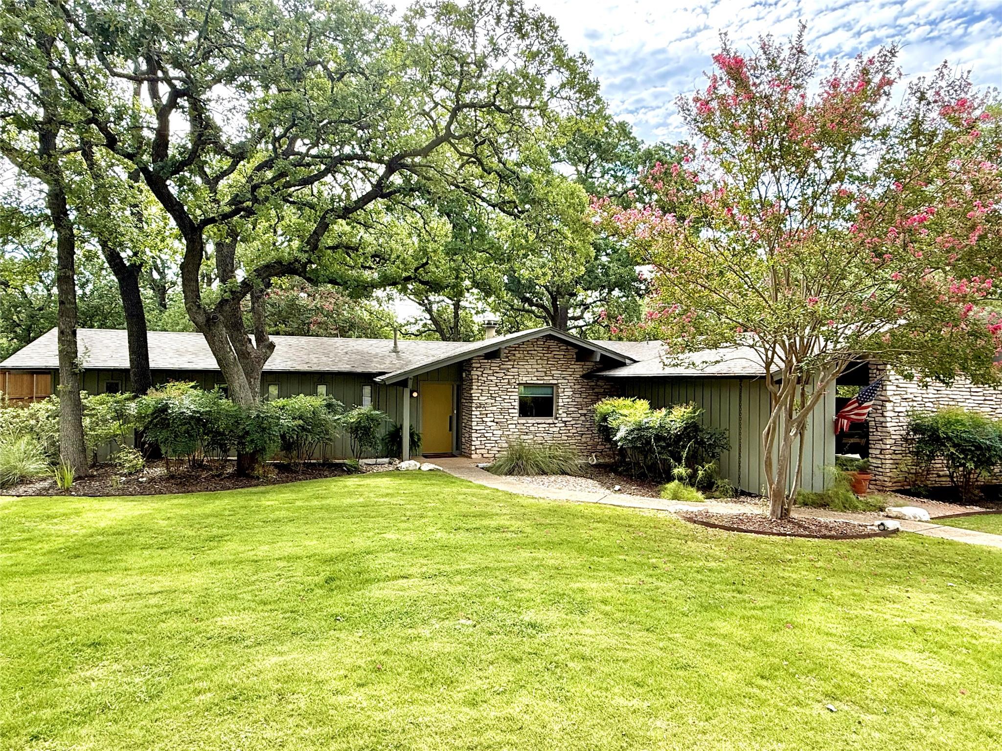 202 Tanglewood Drive Fredericksburg TX 78624