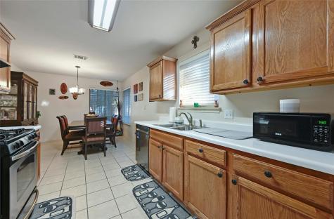 1837 Friars Tale Lane Austin TX 78748