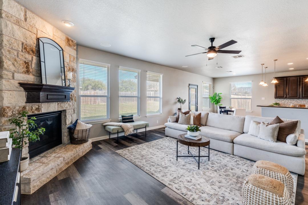 306 Oak Creek Way New Braunfels TX 78130