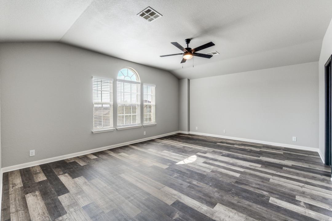 306 Oak Creek Way New Braunfels TX 78130