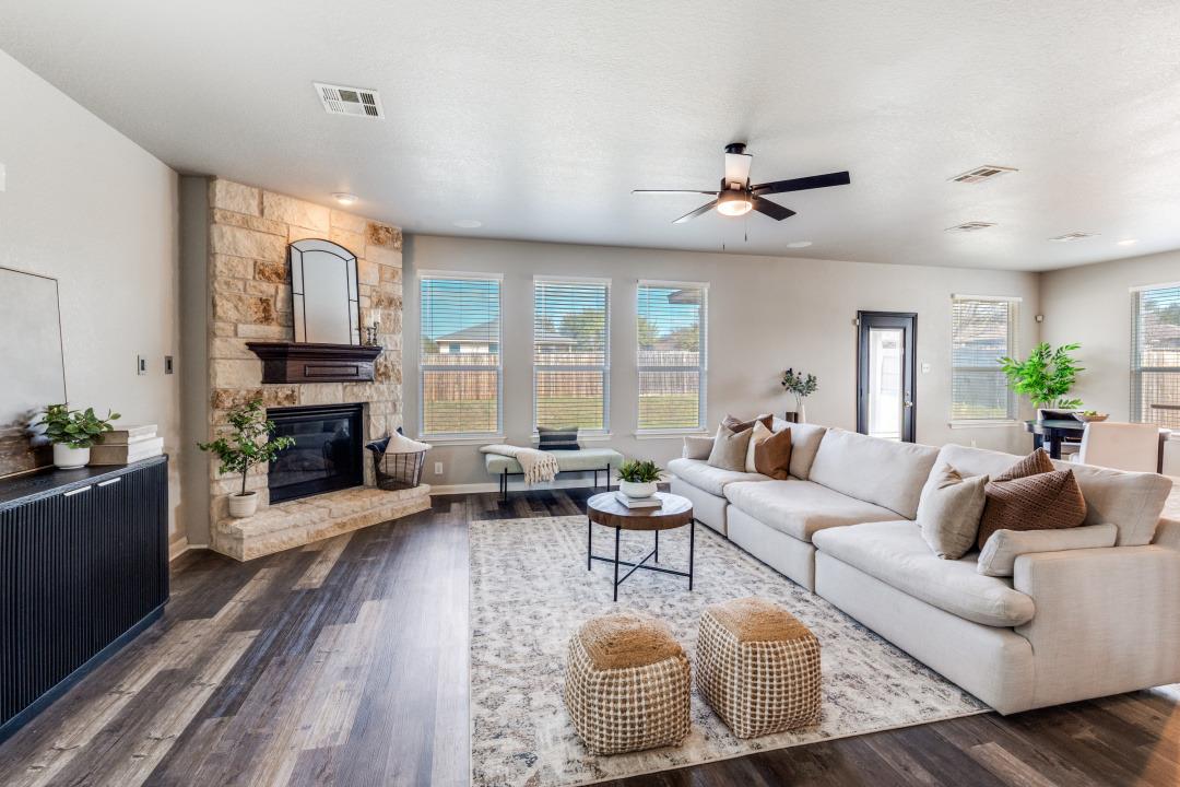 306 Oak Creek Way New Braunfels TX 78130