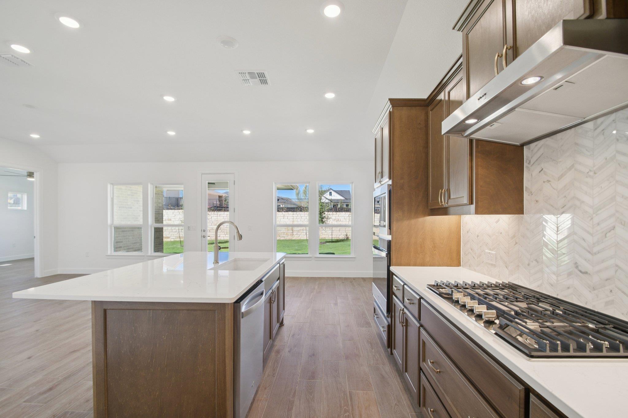 1528 Dancing Oak Lane San Marcos TX 78666