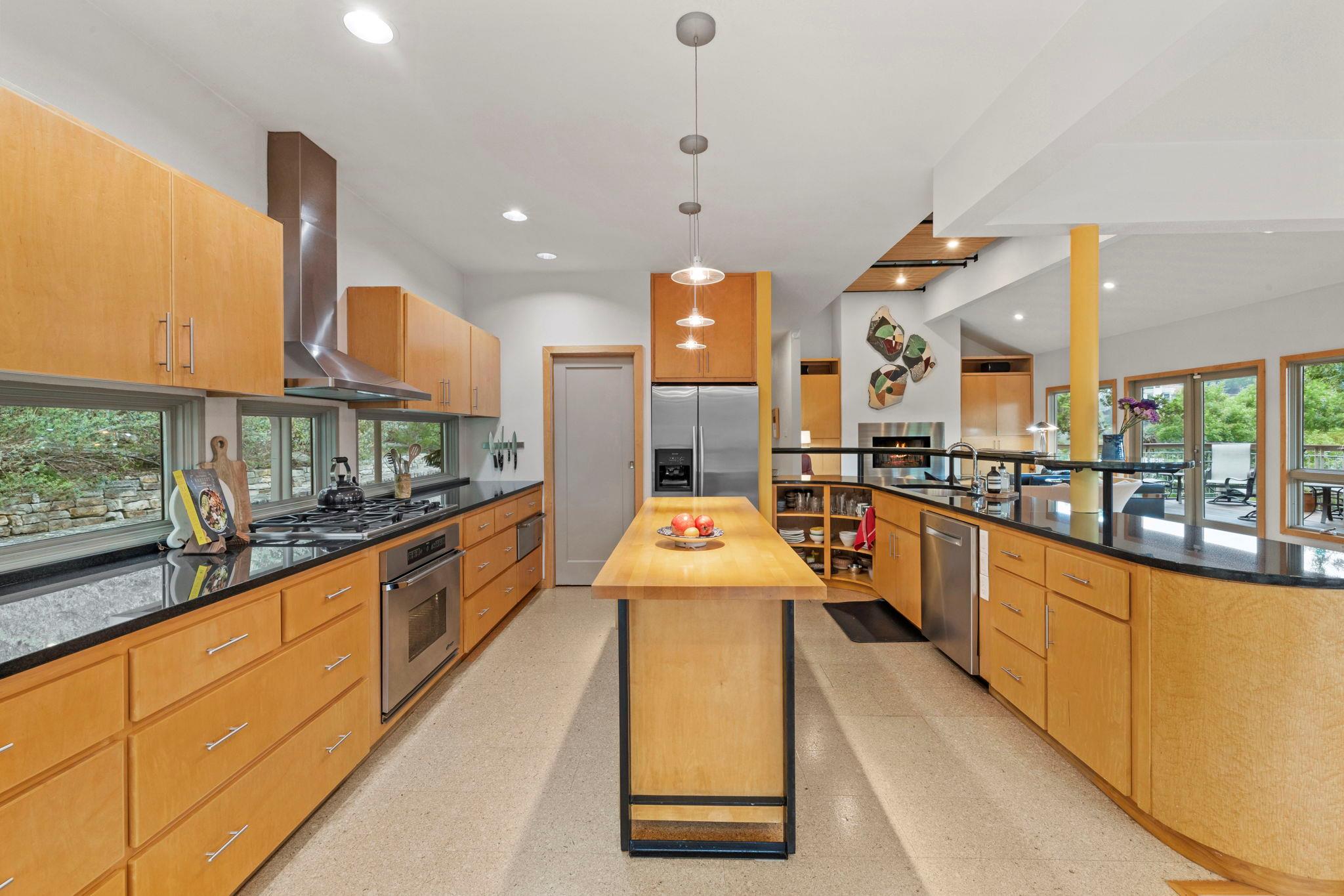 701 Yaupon Valley Road West Lake Hills TX 78746