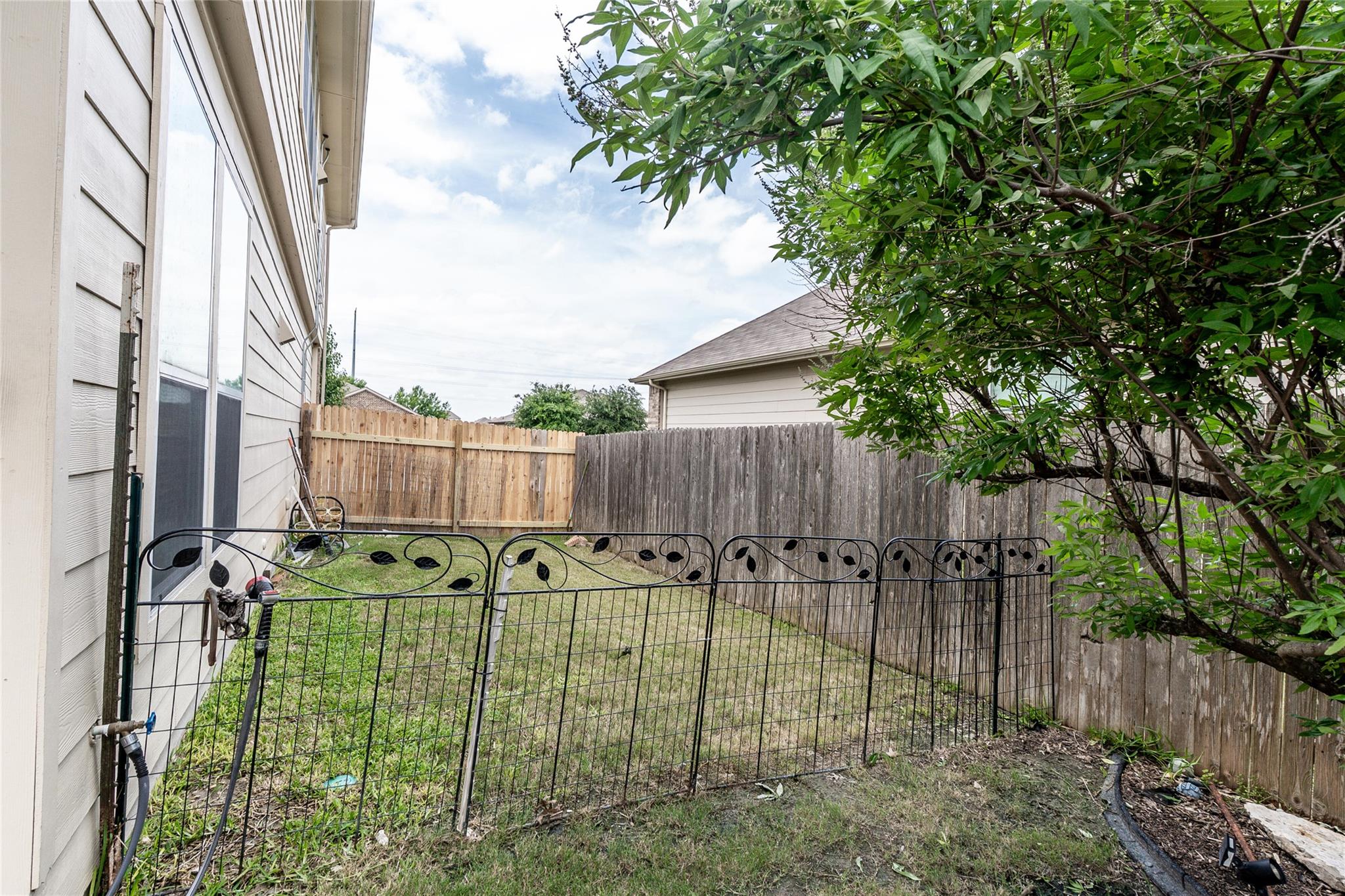 318 Hyltin Street Hutto TX 78634