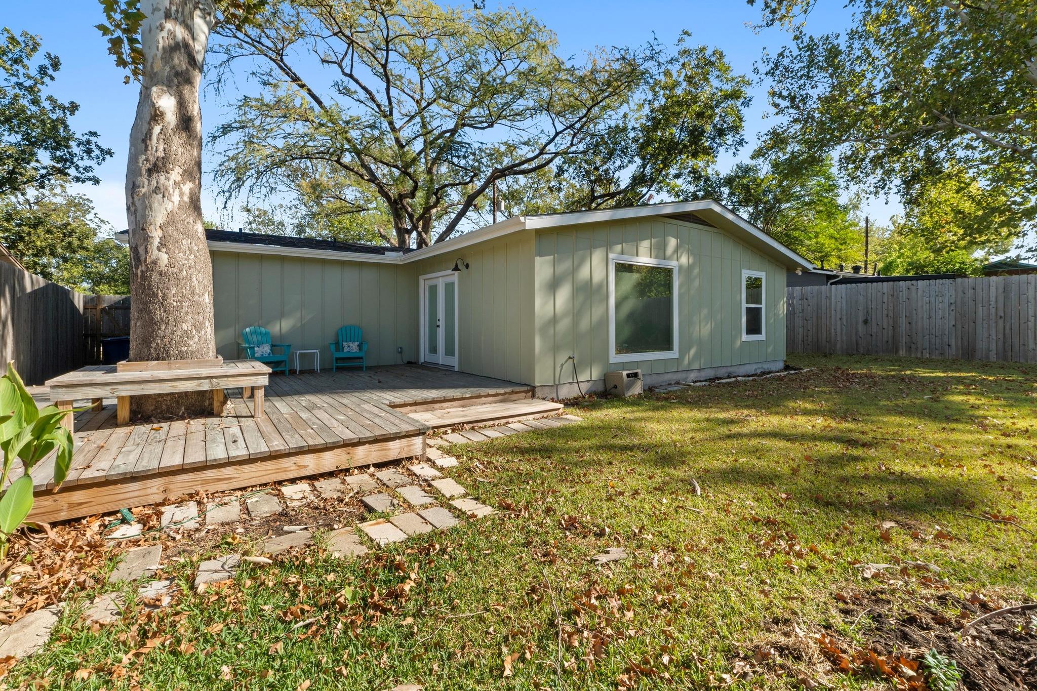 2205 N Plains Avenue Austin TX 78757