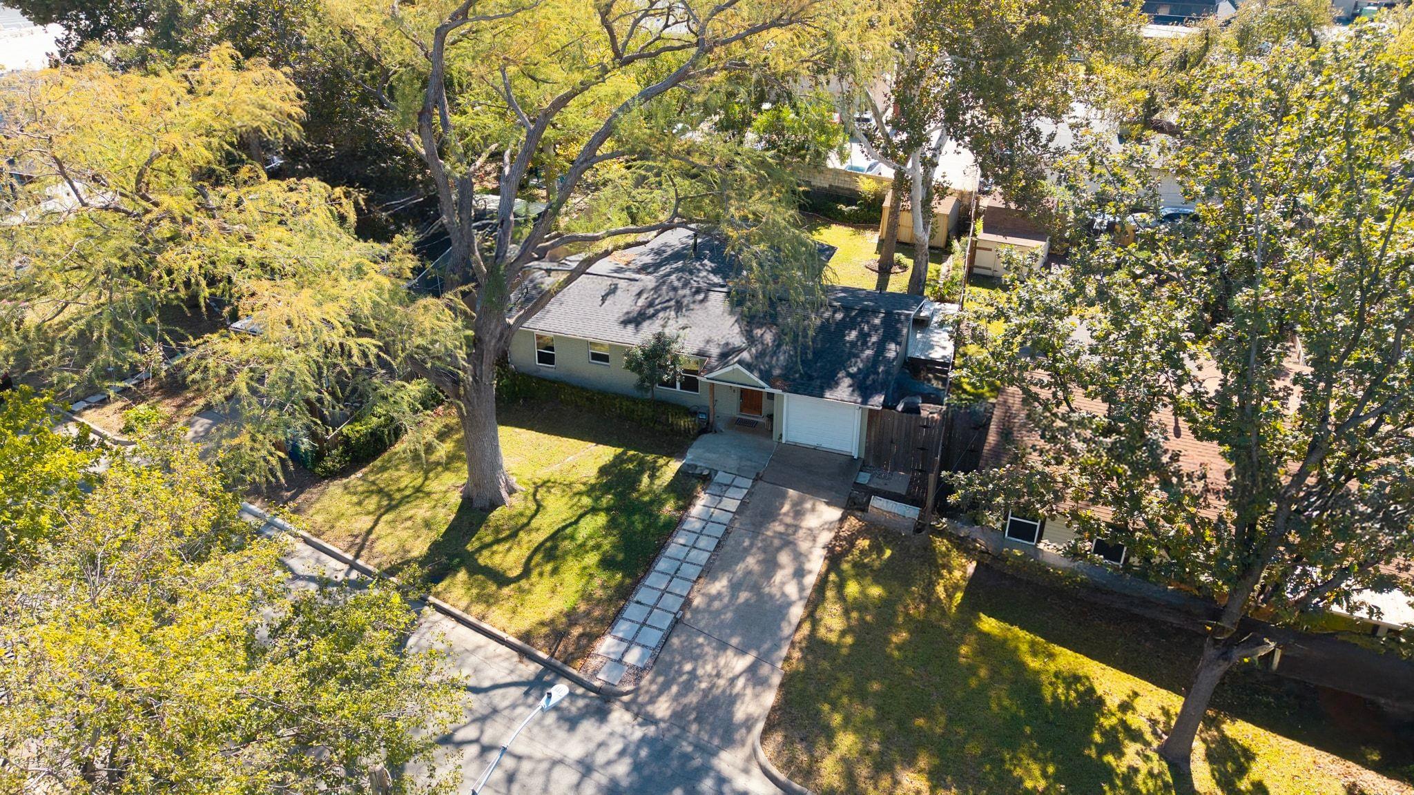 2205 N Plains Avenue Austin TX 78757