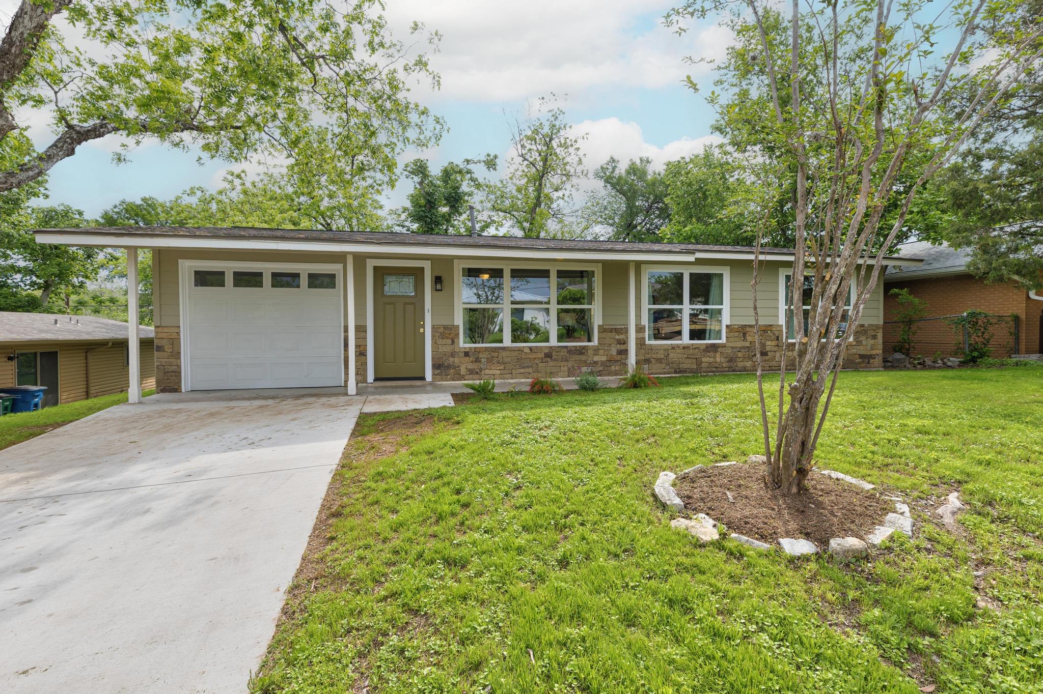 1813 Loreto Drive Austin TX 78721