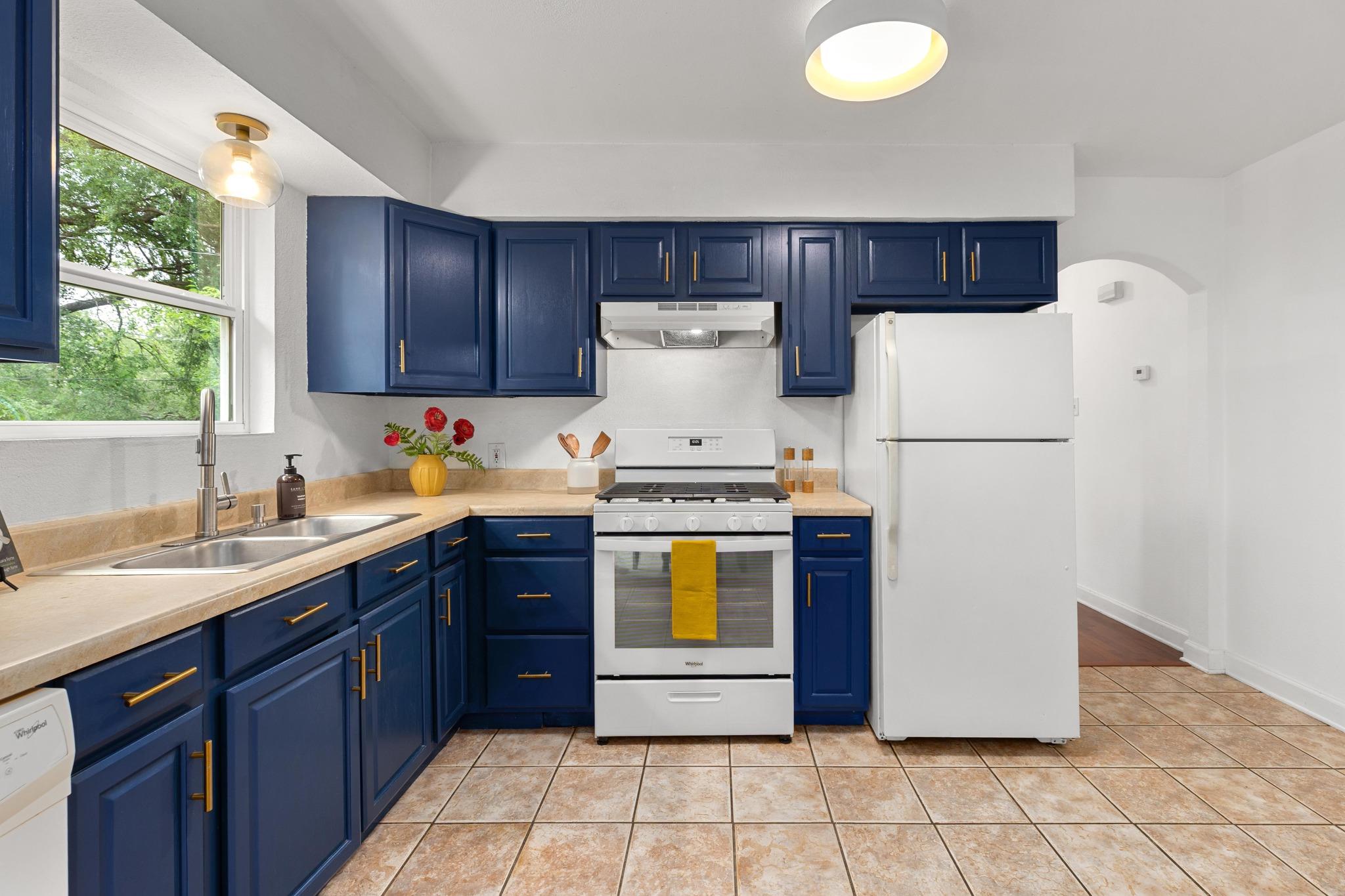 1813 Loreto Drive Austin TX 78721