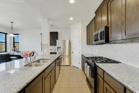 128 W Adelanta Place Round Rock TX 78681