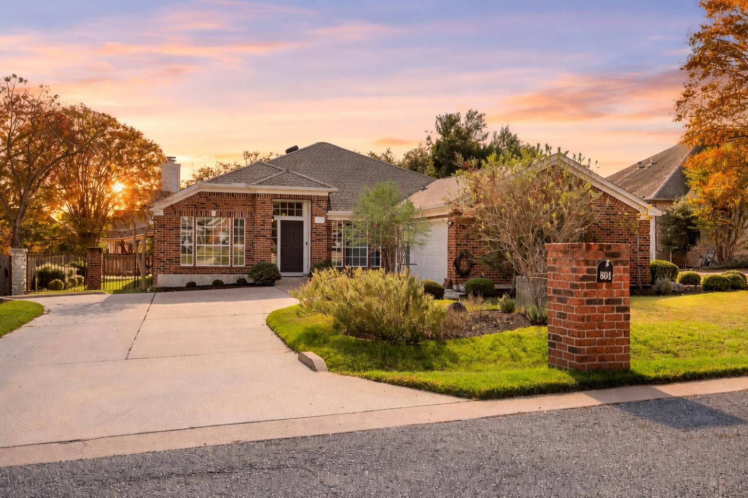 604 Cutty Trail Lakeway TX 78734