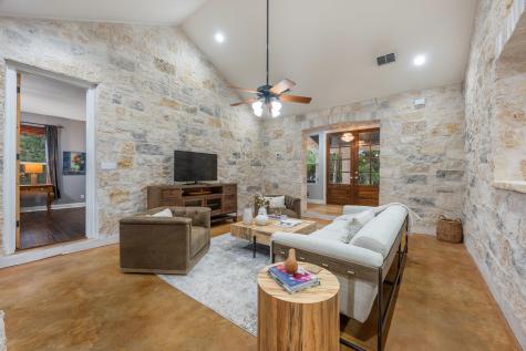 10921 Long Branch Drive Austin TX 78736