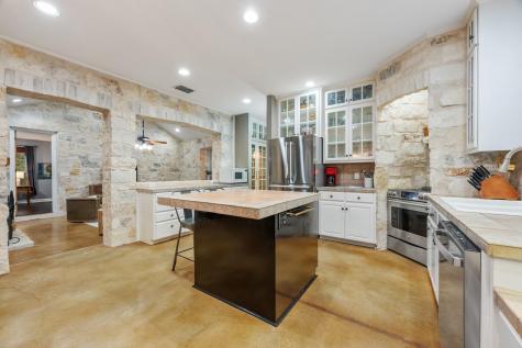 10921 Long Branch Drive Austin TX 78736