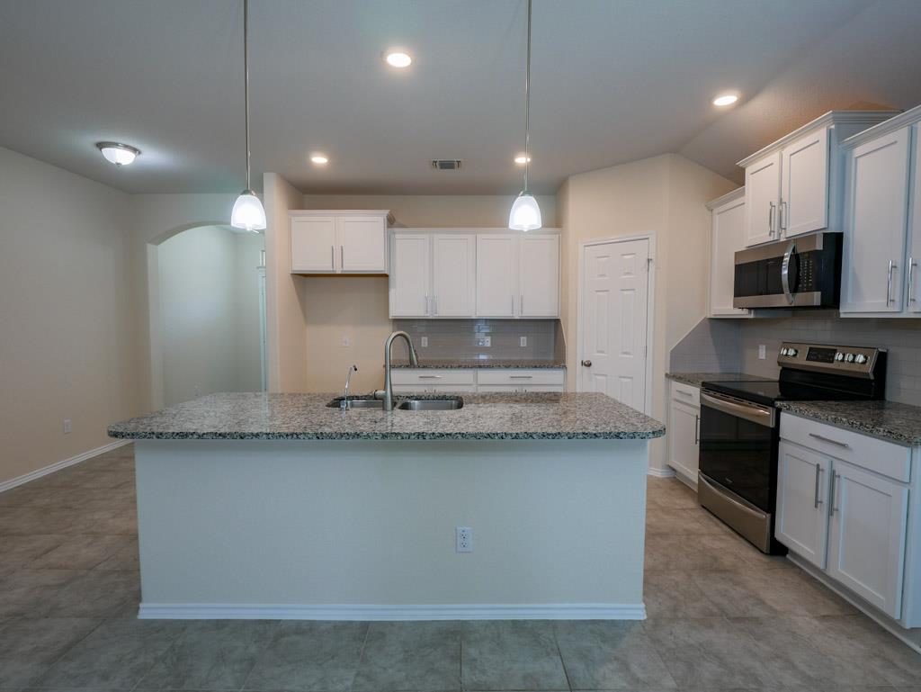 239 High More Court Temple TX 76502
