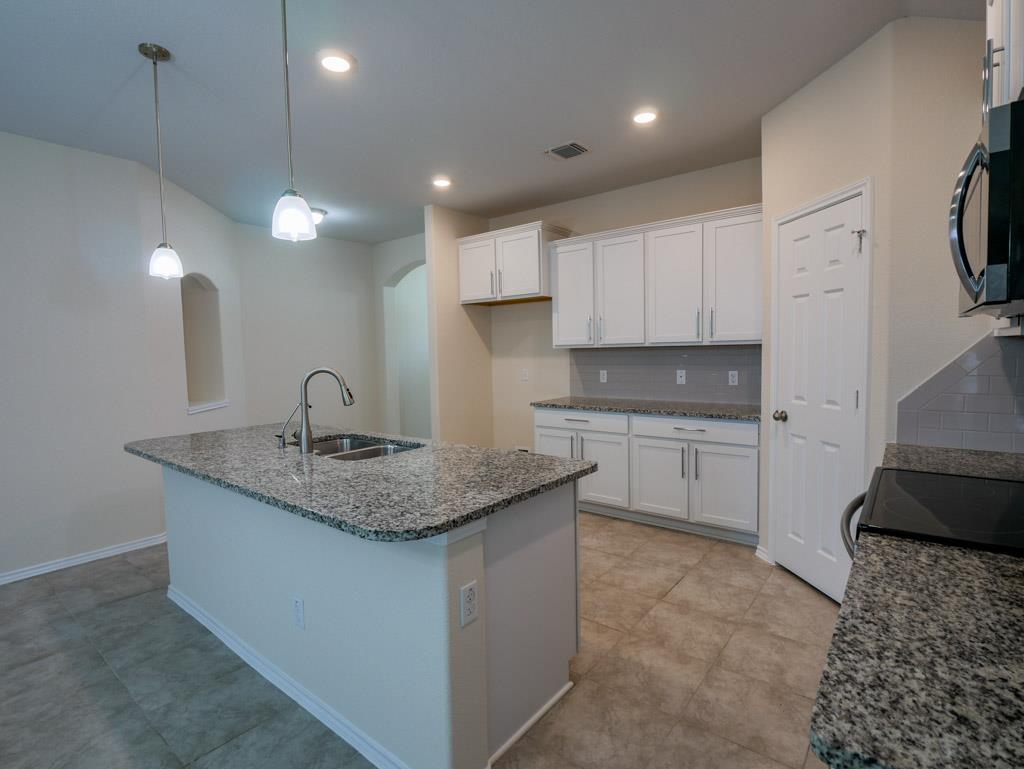 239 High More Court Temple TX 76502