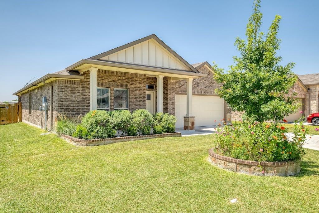239 High More Court Temple TX 76502