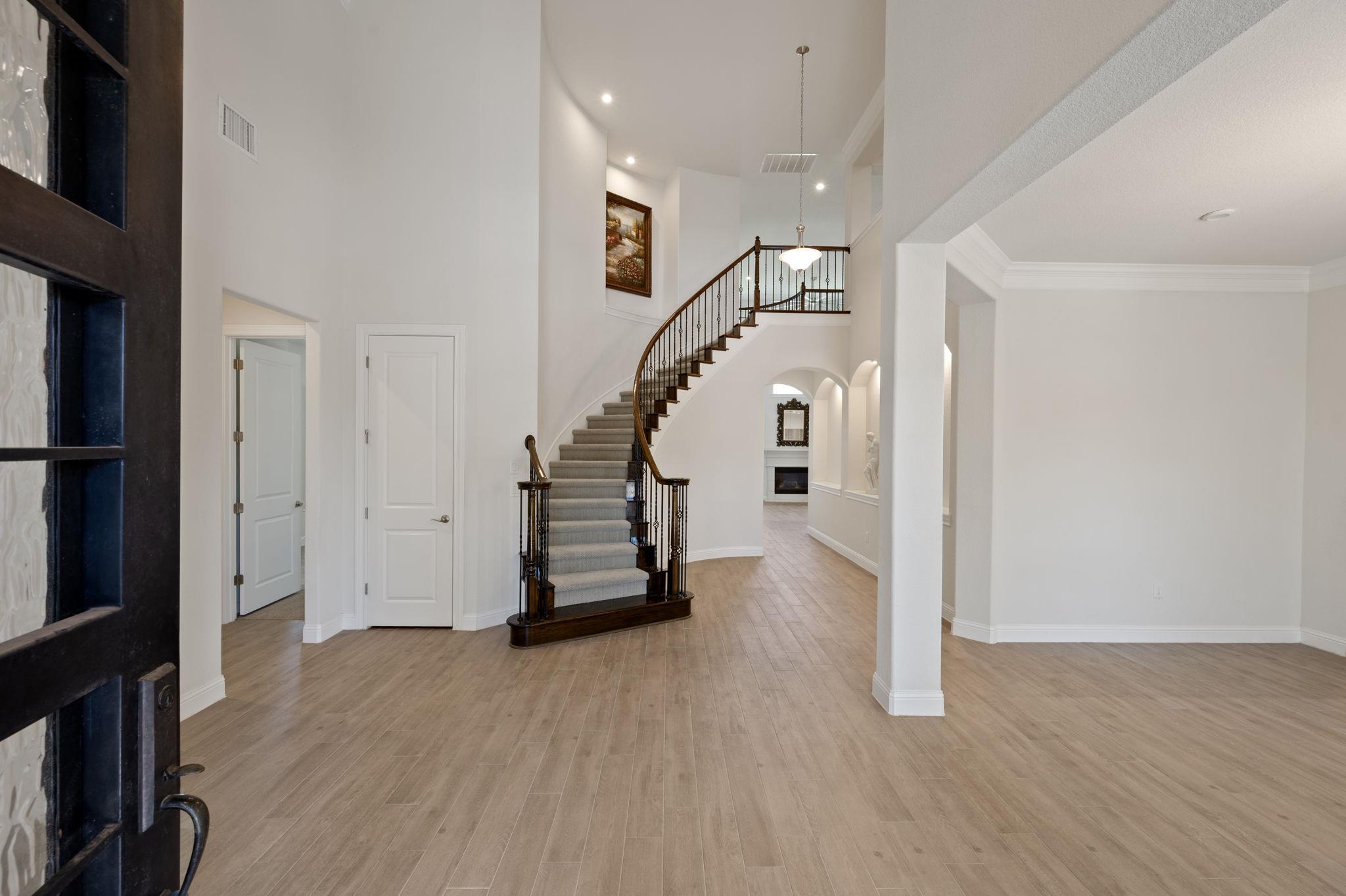 4301 Sandorna View Leander TX 78641