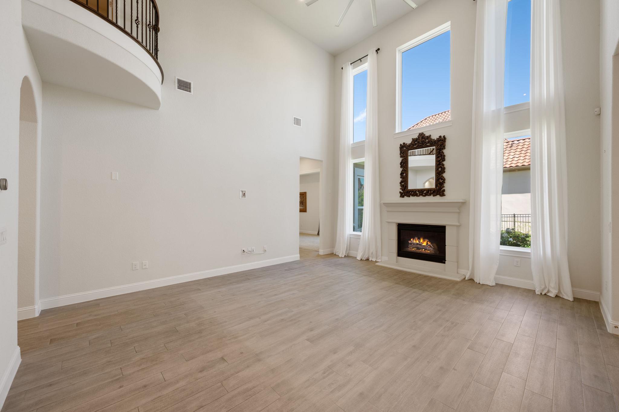 4301 Sandorna View Leander TX 78641